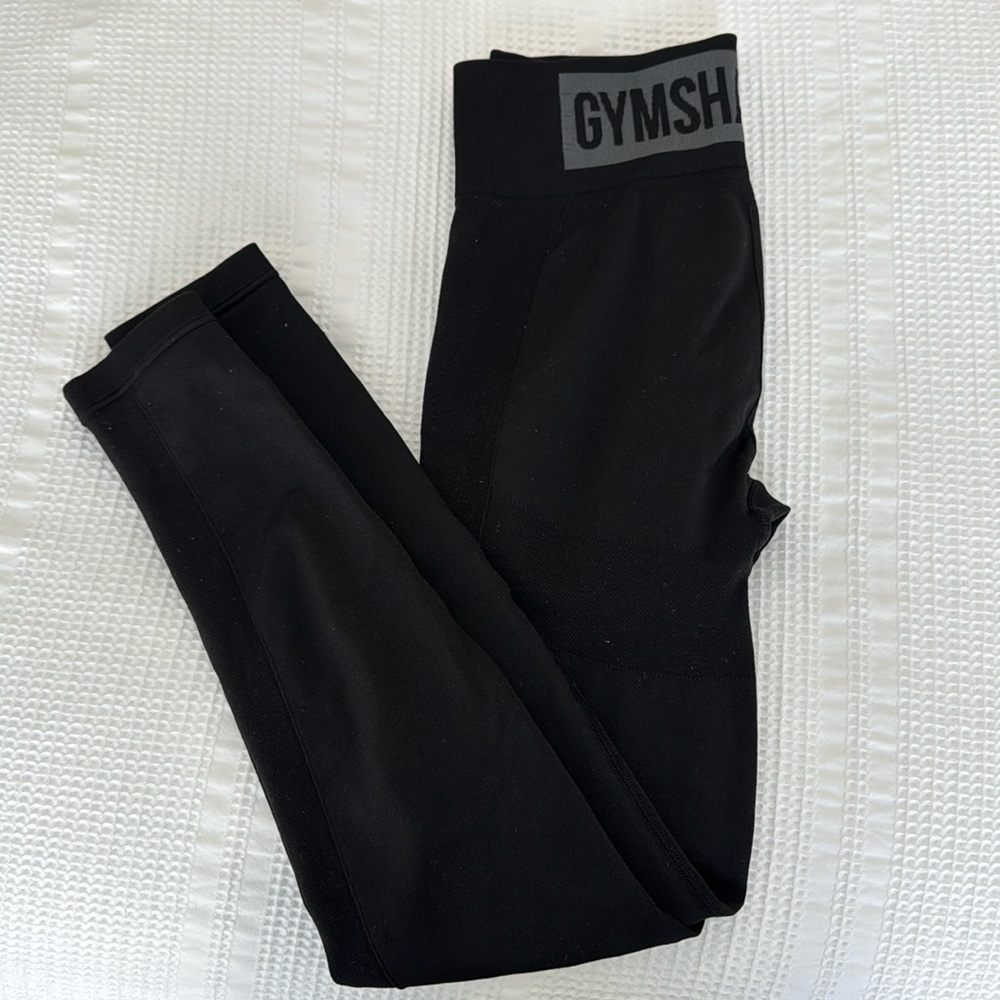 women’s - Gymshark Flex High Waisted Leggings in black size medium